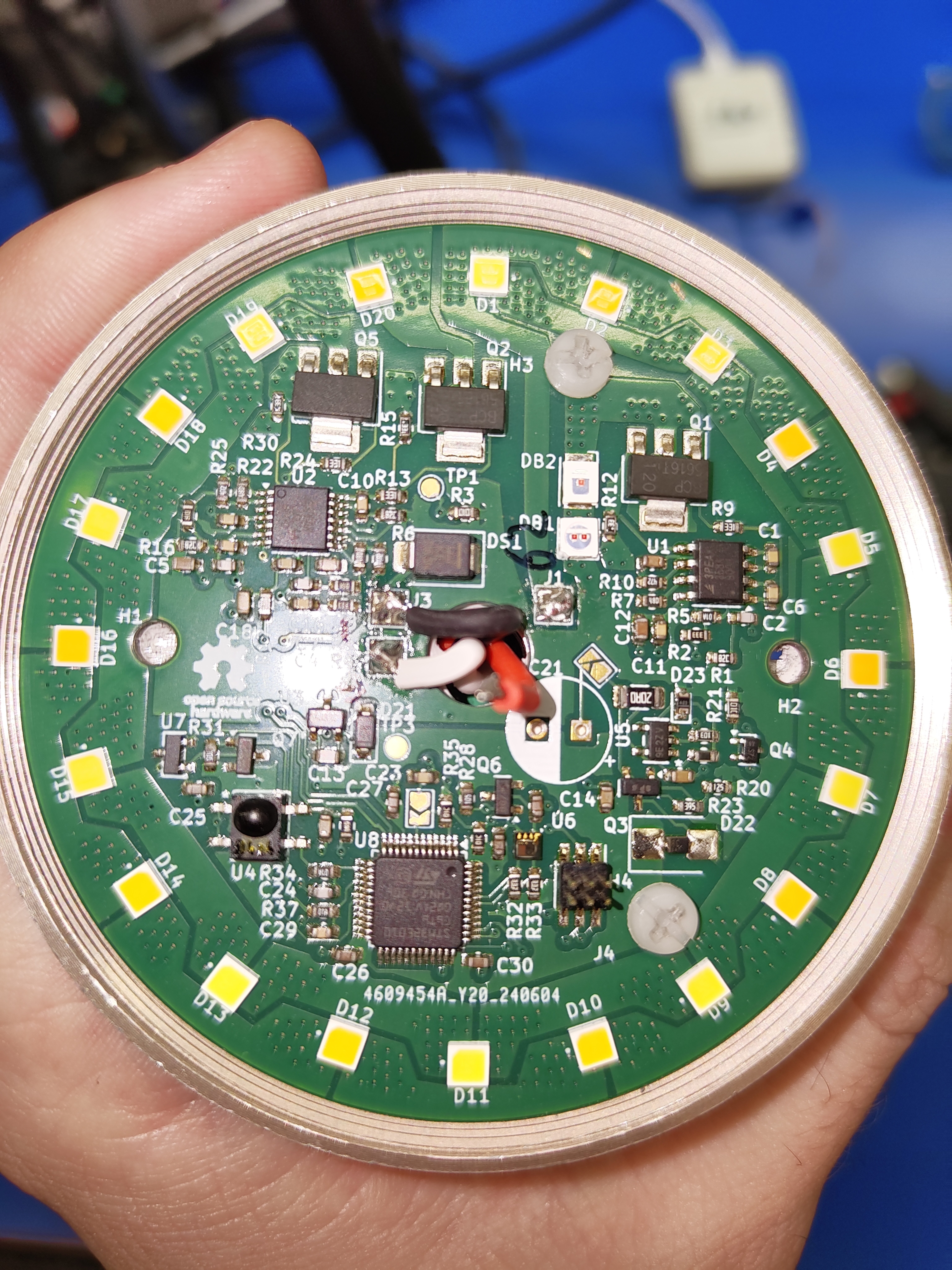 Round PCB in aluminum heatsink